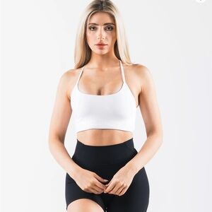 Alphalete Aura Strappy Longline Bra